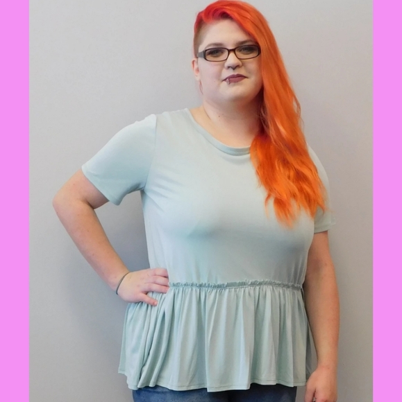 Ruffle Top - Picture 4 of 4